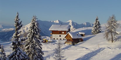 Hotels an der Piste - geführte Skitouren - Kärnten - Ostansicht des Fichtenheims - Almhotel Fichtenheim