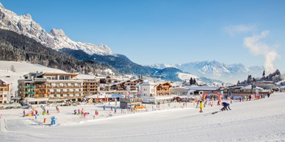 Hotels an der Piste - Hotel-Schwerpunkt: Skifahren & Tourengehen - Saalbach - Aussenansicht  - Hotel Bacher Asitzstubn