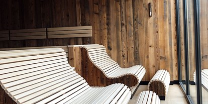 Hotels an der Piste - Hunde: erlaubt - Riezlern - Finnische Sauna mit Panoramafensterfront - Travel Charme Ifen Hotel