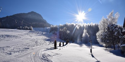 Hotels an der Piste - Skiservice: Skireparatur - Fieberbrunn - Auf die ersten Schwünge in der Morgensonne müssen Sie nicht lange warten! - Der Lärchenhof