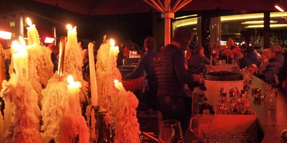 Hotels an der Piste - Preisniveau: exklusiv - Après Ski an der Krone Eisbar in Lech - Romantik Hotel Die Krone von Lech