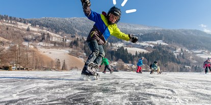Hotels an der Piste - Hotel-Schwerpunkt: Skifahren & Therme - Österreich - Eislaufen am Brennsee - Trattlers Hof-Chalets