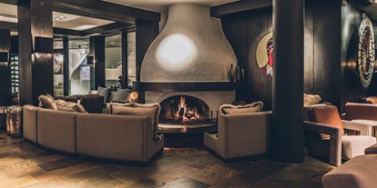 Hotels an der Piste - Skiservice: Wachsservice - Lounge mit offenem Kamin - Elizabeth Arthotel