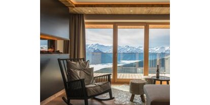 Hotels an der Piste - Skiservice: Wachsservice - Dorfgastein - gemütlich im Schaukelstuhl die Aussicht genießen - Panorama Alm