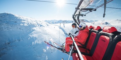 Hotels an der Piste - Skiservice: Skireparatur - WINTER LUXUS HOTEL KITZBÜHEL - Tennerhof Gourmet & Spa de Charme Hotel
