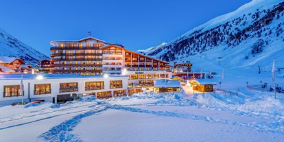 Hotels an der Piste - Preisniveau: gehoben - Vent - Aussenansicht Hochfirst***** - Alpen-Wellness Resort Hochfirst