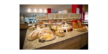 Hotels an der Piste - Preisniveau: günstig - Bürchen - Frühstücksbuffet für Hotelgäste - Alpenlodge Kühboden Fiescheralp