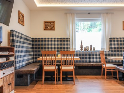 Hotels an der Piste - Verpflegung: alkoholfreie Getränke ganztags inklusive - Salzburg - Stüberl - Familienhotel Botenwirt ***S