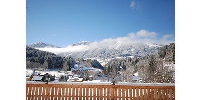 Hotels an der Piste - Skiservice: Wachsservice - Filzmoos (Filzmoos) - Umgebung und Blick zur Hochwurzen  - Hotel Vitaler Landauerhof****