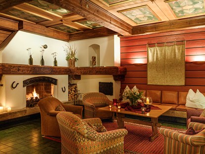 Hotels an der Piste - Sauna - Österreich - Hotelhalle mit offenen Kamin - Hotel St. Oswald