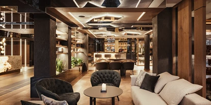 Hotels an der Piste - Skigebiet Gröden - NEW LOBBY / BAR & RECEPTION - Granvara Relais & SPA Hotel
