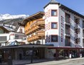 Skihotel: Aussenansicht Winter - stefan Hotel