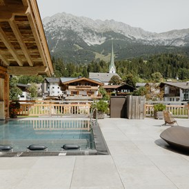 Skihotel: Dachterrasse zum Entspannen - Kaiserlodge