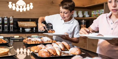 Hotels an der Piste - Skigebiet Gröden - Family Hotel Biancaneve