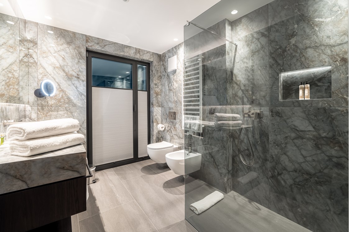 Skihotel: Superior room - bathroom - Hotel Stella - My Dolomites Experience