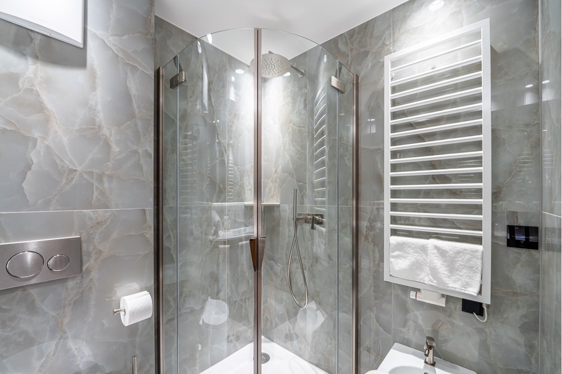Skihotel: Comfort Deluxe room - bathroom - Hotel Stella - My Dolomites Experience