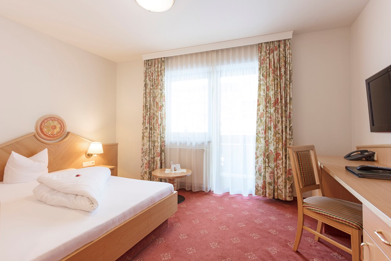 Hotel Andreas Hofer  Zimmerkategorien Einzelzimmer Sonnenblume