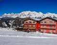 Skihotel: Aussenansicht Winter Hotel Pariente - Hotel Restaurant Pariente