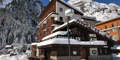 Hotels an der Piste - Sauna - Skigebiet Pitztaler Gletscher und Rifflsee - PIZ-Hotel