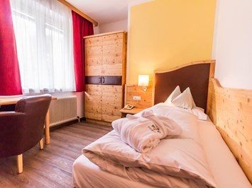Hotel GUT Trattlerhof & Chalets**** Zimmerkategorien Economy Einzelzimmer
