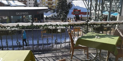 Hotels an der Piste - Skigebiet Gröden - unsere Sonnenterrasse - HOTEL EUROPA DOLOMITEN