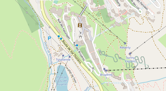 Pistenhotel auf Satellitenbild