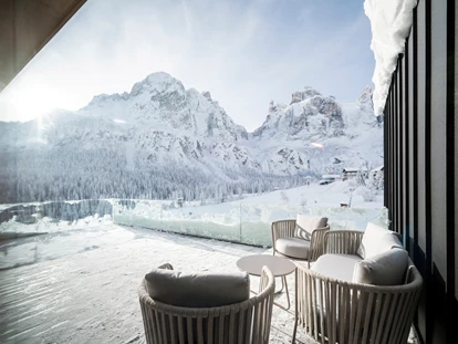 Hotels an der Piste - Hotel-Schwerpunkt: Skifahren & Familie - Wolkenstein/Gröden Südtirol - Suite mit großer Terrasse und magischer Sicht  - Hotel Cappella