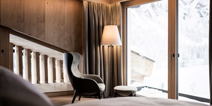 Hotels an der Piste - Pools: Außenpool beheizt - Welschnofen - Leseecke mit atemberaubender Sicht - Hotel Cappella