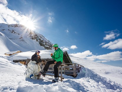 Hotels an der Piste - geführte Skitouren - Südtirol - Skivergnügen - Wohlfühlhotel Falzeben
