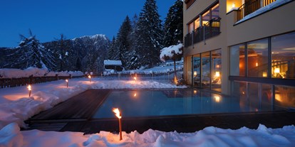 Hotels an der Piste - geführte Skitouren - Südtirol - Dem Sternenhimmel entgegenschwimmen - Wohlfühlhotel Falzeben