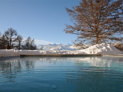Hotels an der Piste - Pools: Außenpool beheizt - Skigebiet Meran 2000 - Outdoor Pool - Wohlfühlhotel Falzeben