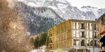 Hotels an der Piste - Sauna - Kolfuschg in Corvara - Aussenansicht Mountain Design Hotel EdenSelva - Mountain Design Hotel EdenSelva