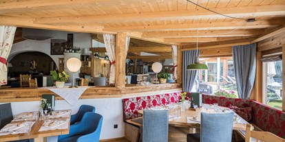 Hotels an der Piste - Pools: Außenpool beheizt - Skigebiet 3 Zinnen Dolomites - Restaurant - Berghotel Sexten Dolomiten