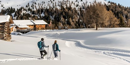 Hotels an der Piste - Parkplatz: kostenlos beim Hotel - Schneeschuhwanderung - Hotel Masl