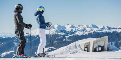 Hotels an der Piste - Skiraum: Skispinde - Hotel Masl
