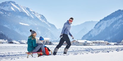 Hotels an der Piste - Skikurs direkt beim Hotel: für Kinder - Fügen - Familienparadies Sporthotel Achensee****