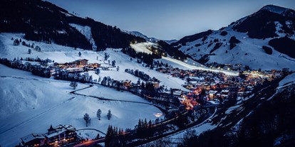 Hotels an der Piste - Skiraum: Skispinde - Panoramaansicht - Familienresort Ellmauhof - das echte All Inclusive ****S