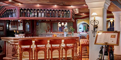 Hotels an der Piste - Verpflegung: alkoholfreie Getränke ganztags inklusive - Zirl - Bar - Tirolerhof Familotel Zugspitze