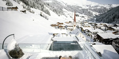 Hotels an der Piste - Skiraum: versperrbar - Uderns - Aktiv-& Wellnesshotel Bergfried