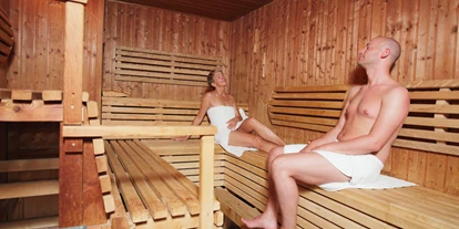 Hotels an der Piste - Pools: Innenpool - Thum - Sauna im AHORNWerll - AHORN Hotel Am Fichtelberg