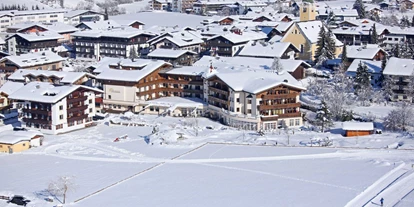 Hotels an der Piste - Skiraum: videoüberwacht - Going am Wilden Kaiser - Außenansicht - Landhotel Schermer