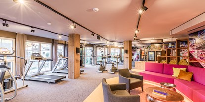 Hotels an der Piste - Hotel-Schwerpunkt: Skifahren & Wellness - Söll - Fitnessraum - Landhotel Schermer