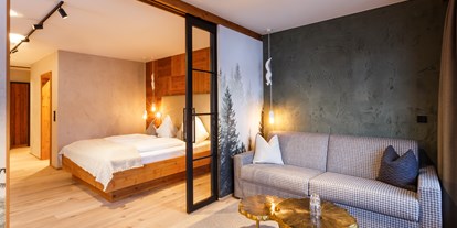 Hotels an der Piste - Skiraum: videoüberwacht - Jochberg (Jochberg) - Suite "Fichtenwald" - Landhotel Schermer