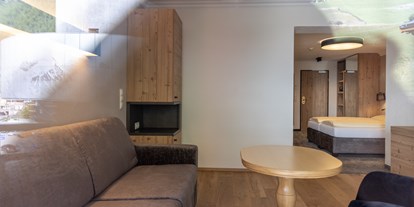 Hotels an der Piste - Hotel-Schwerpunkt: Skifahren & Party - Ötztal - Wohnbereich Junior Suite Typ C - stefan Hotel
