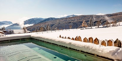 Hotels an der Piste - Sonnenterrasse - Skigebiet Gitschberg Jochtal - Hotel Sonnenberg Hot Whirlpool - Hotel Sonnenberg - Alpine Spa Resort