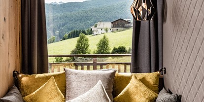 Hotels an der Piste - Hotel-Schwerpunkt: Skifahren & Kulinarik - Südtirol - Hotel Sonnenberg Kuschelecke Vitalsuite - Hotel Sonnenberg - Alpine Spa Resort