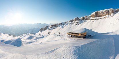 Hotels an der Piste - Preisniveau: €€€ - Vorarlberg - Panorama an der Ifen Bergstation - Skigebiet Walmendingerhorn/Ifen/Heuberg - Bergbahnen Oberstdorf Kleinwalsertal