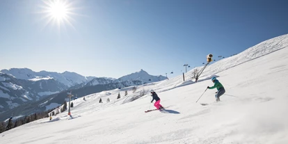 Hotels an der Piste - Après Ski im Skigebiet: Schirmbar - Sonnige Abfahrt im Ski Juwel Alpbachtal Wildschönau - Ski Juwel Alpbachtal Wildschönau