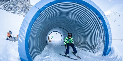 Hotels an der Piste - Après Ski im Skigebiet: Skihütten mit Après Ski - Tiroler Oberland - Unsere Funslope direkt bei der Damenabfahrt hinter dem Dohlennest - Skigebiet Axamer Lizum