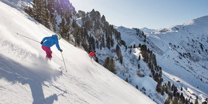 Hotels an der Piste - Skiverleih bei Talstation - Tirol - Österreichs steilstes Pistenerlebnis mit 78 % Gefälle - die Harakiri am Penken - Mayrhofner Bergbahnen